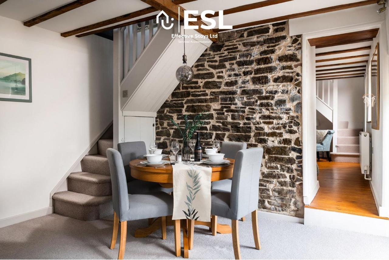 Luxurious 2 Bedroom Countryside Hot Tub Retreat In Stiperstones Shelve Exterior photo