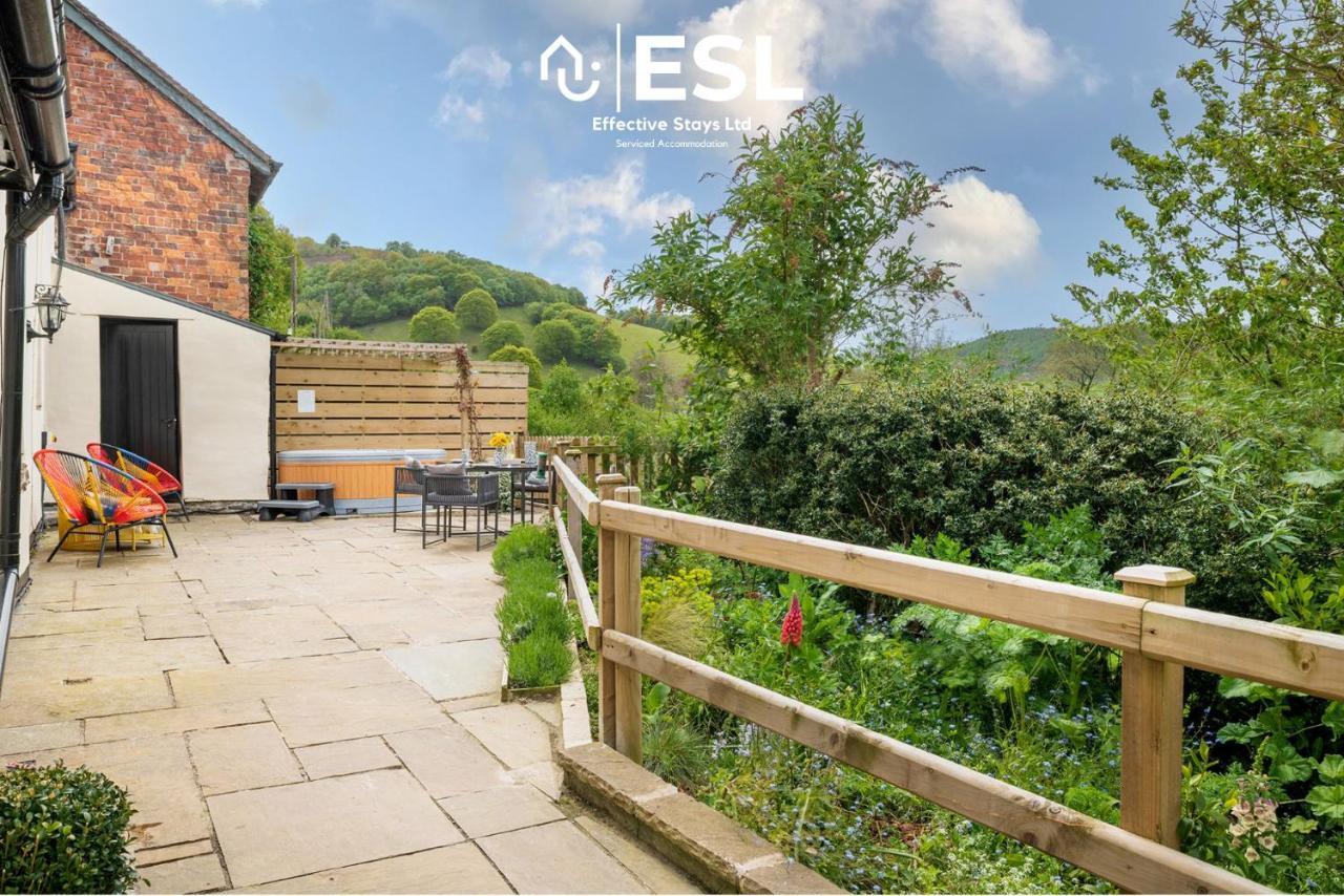 Luxurious 2 Bedroom Countryside Hot Tub Retreat In Stiperstones Shelve Exterior photo