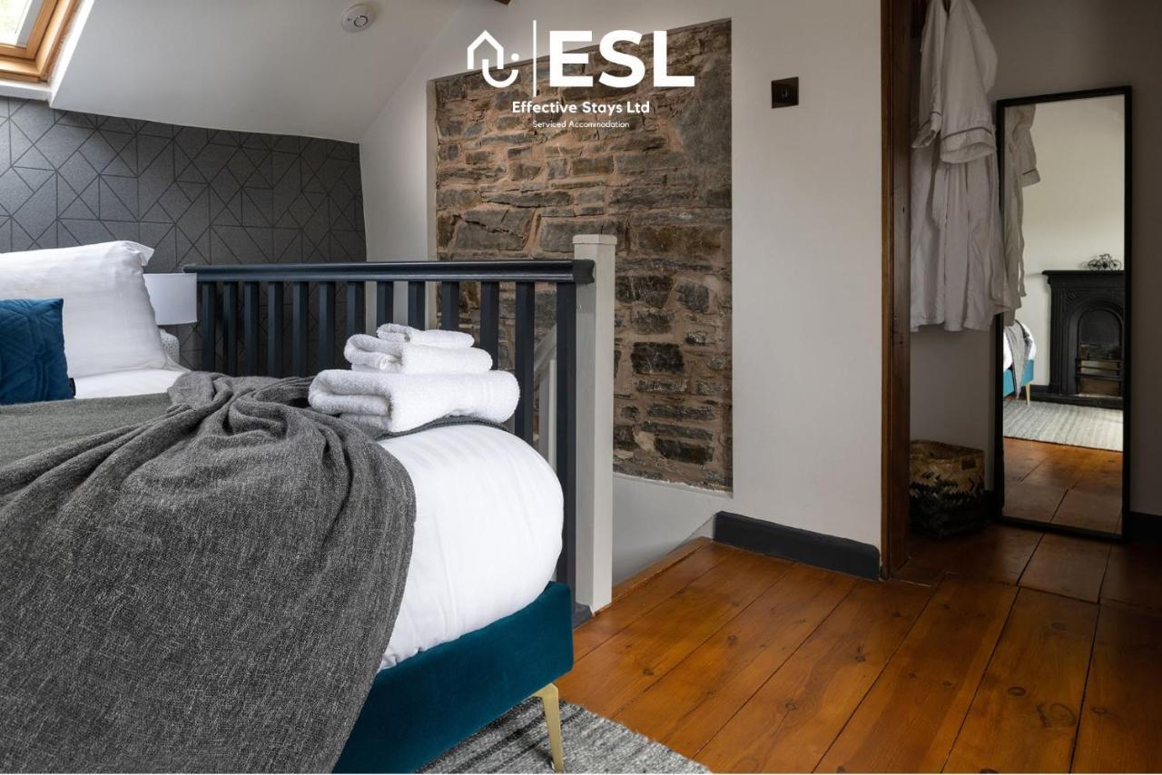 Luxurious 2 Bedroom Countryside Hot Tub Retreat In Stiperstones Shelve Exterior photo